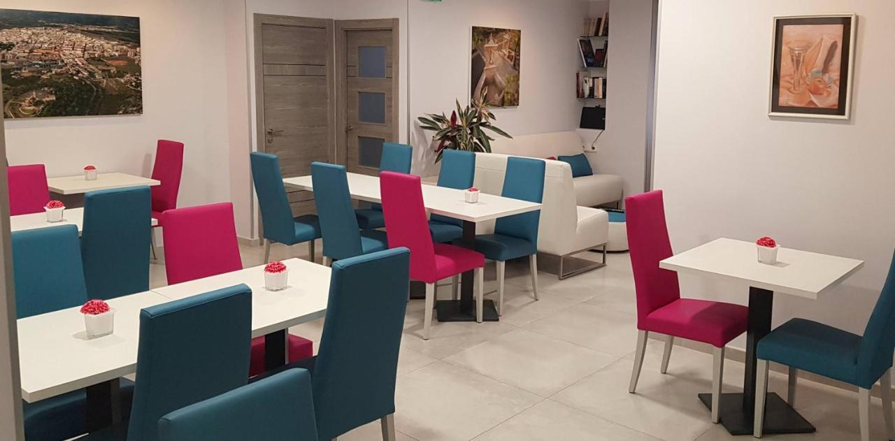 Hotel Avenida Plaza Alzira Exteriér fotografie