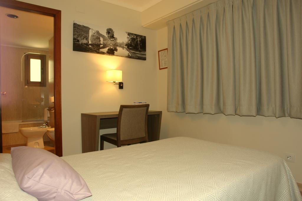 Hotel Avenida Plaza Alzira Pokoj fotografie
