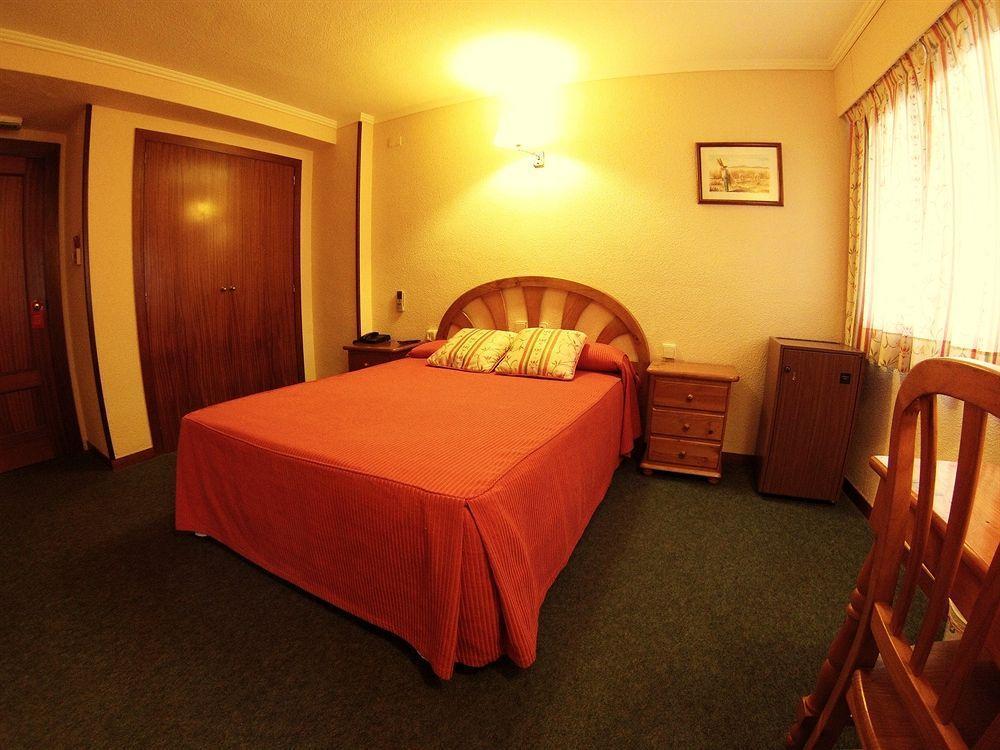 Hotel Avenida Plaza Alzira Exteriér fotografie
