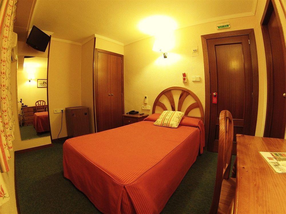Hotel Avenida Plaza Alzira Exteriér fotografie